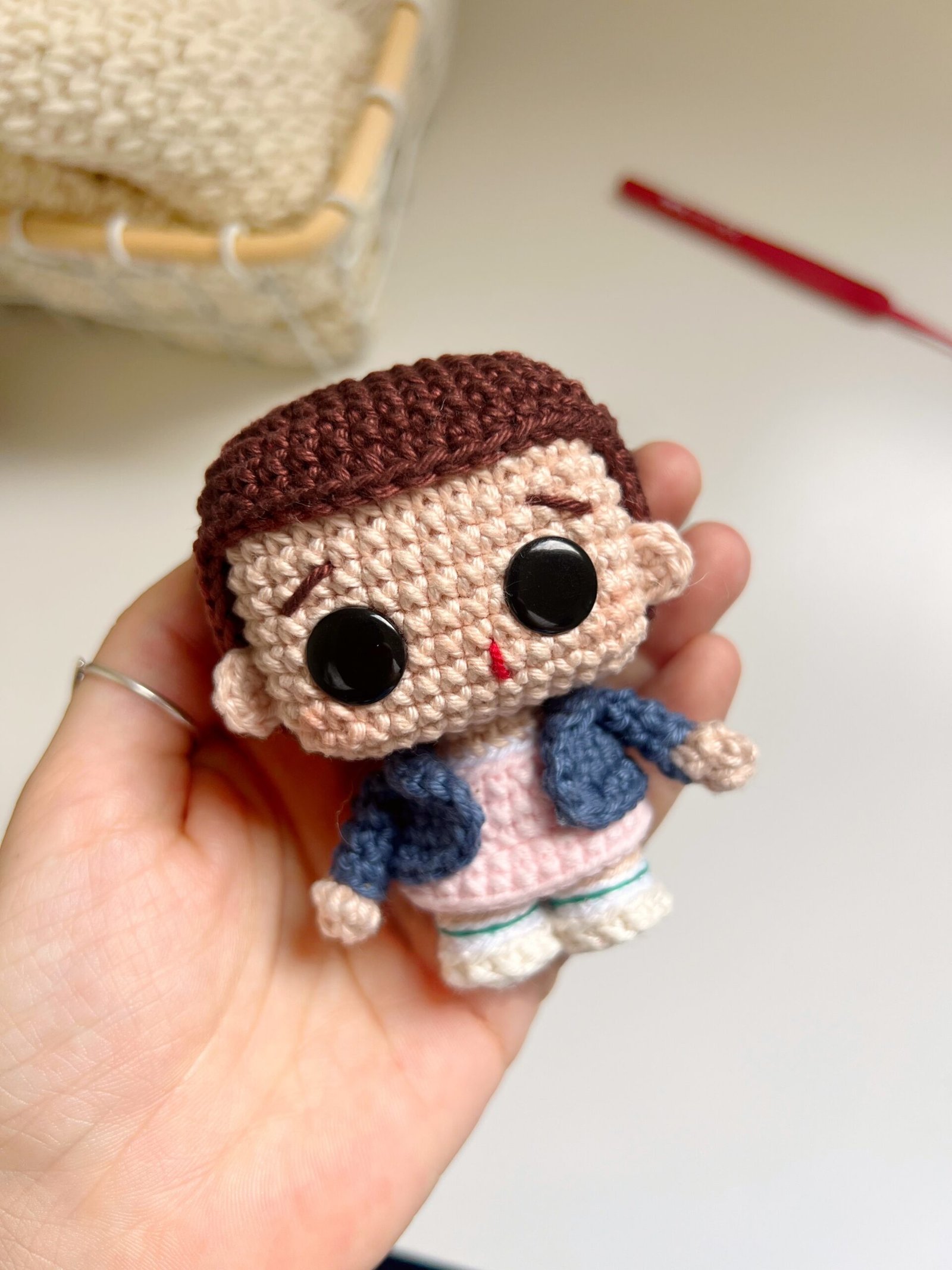 Ebook Stranger Things 🇧🇷🇺🇸 - Imagem 2